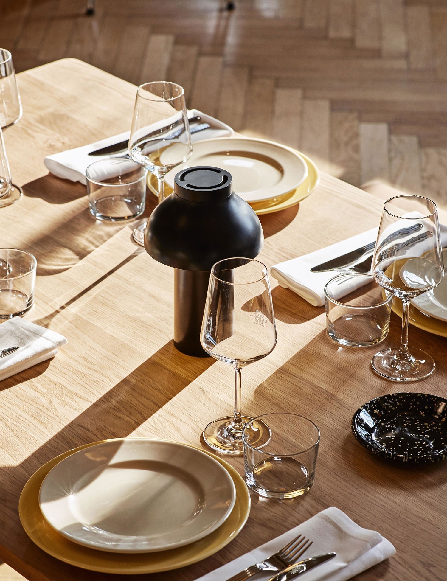 PC Portable Lamp (Black)