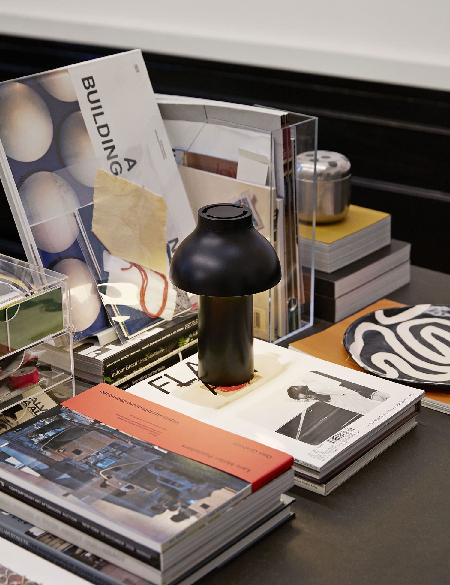 PC Portable Lamp (Black)