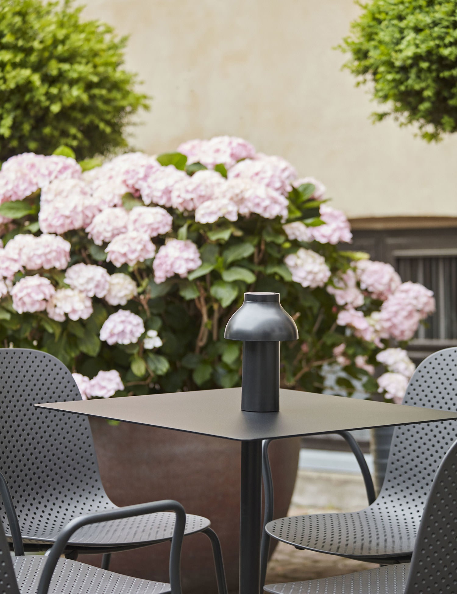 PC Portable Lamp (Black)