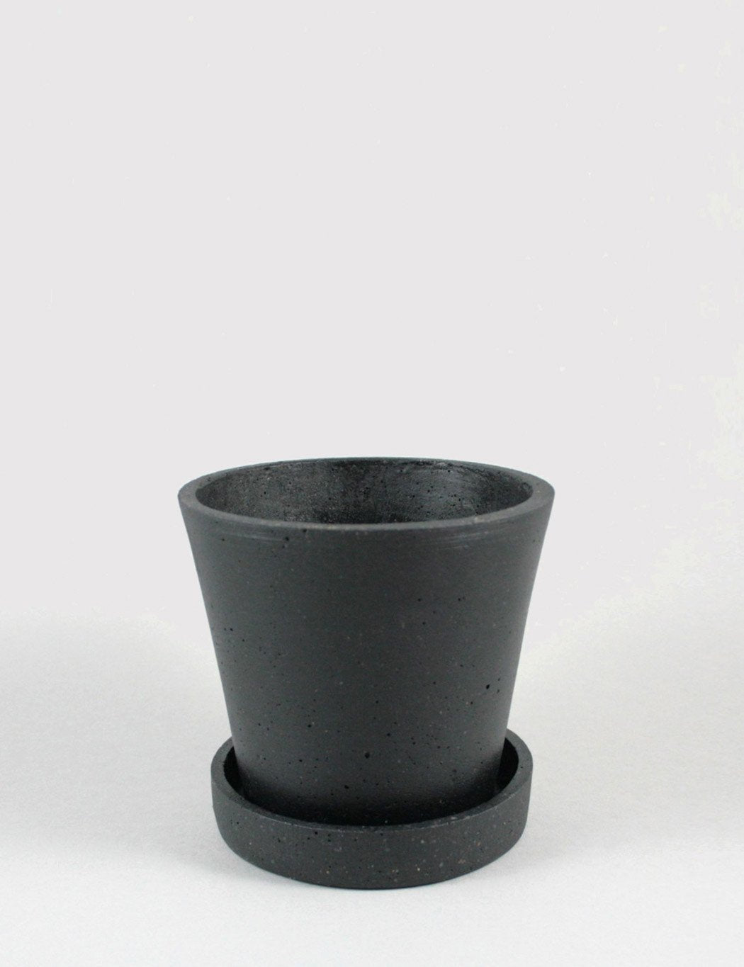 Flowerpot with Saucer - #color_black
